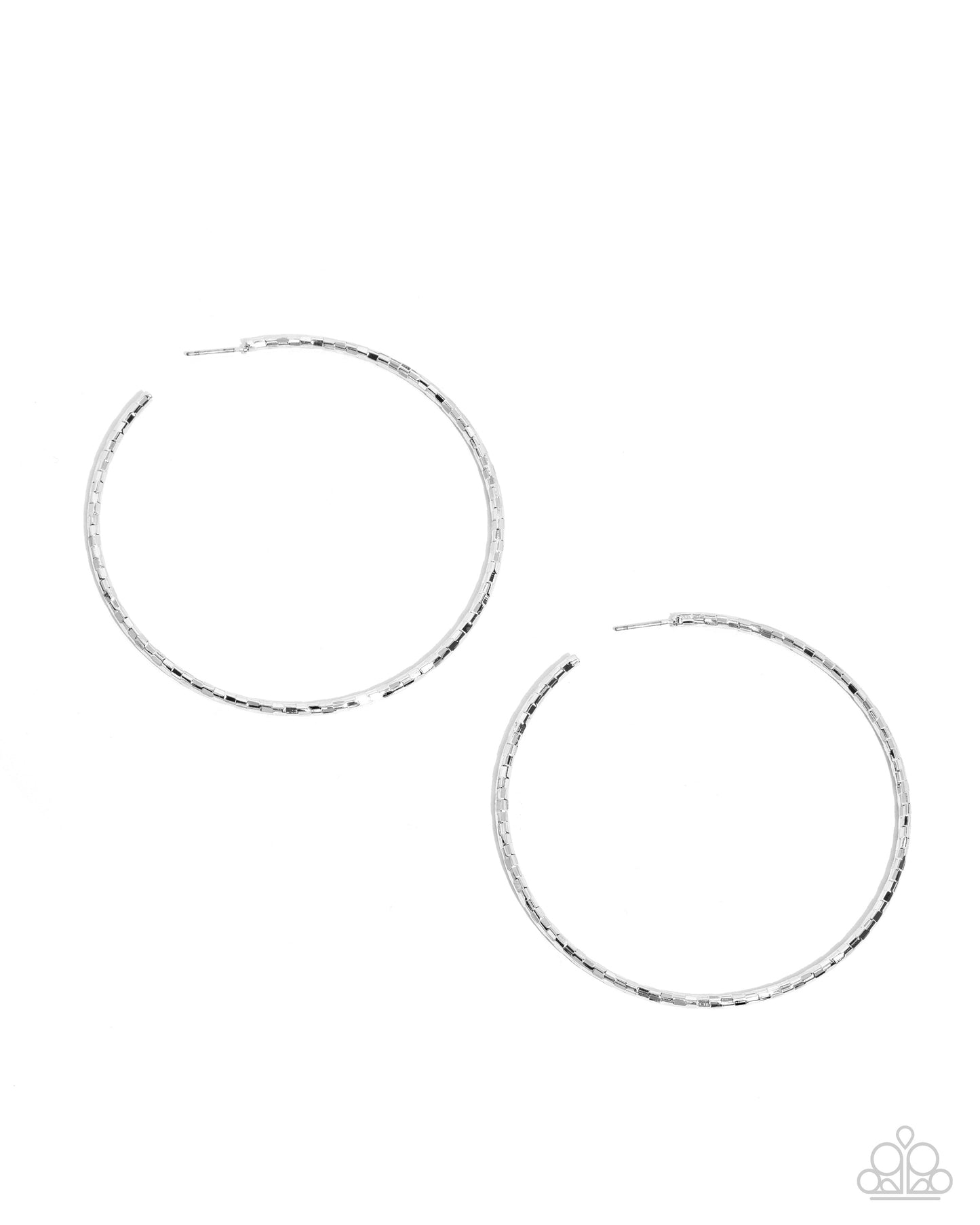 Closer To Chic - Silver Hoop Earring