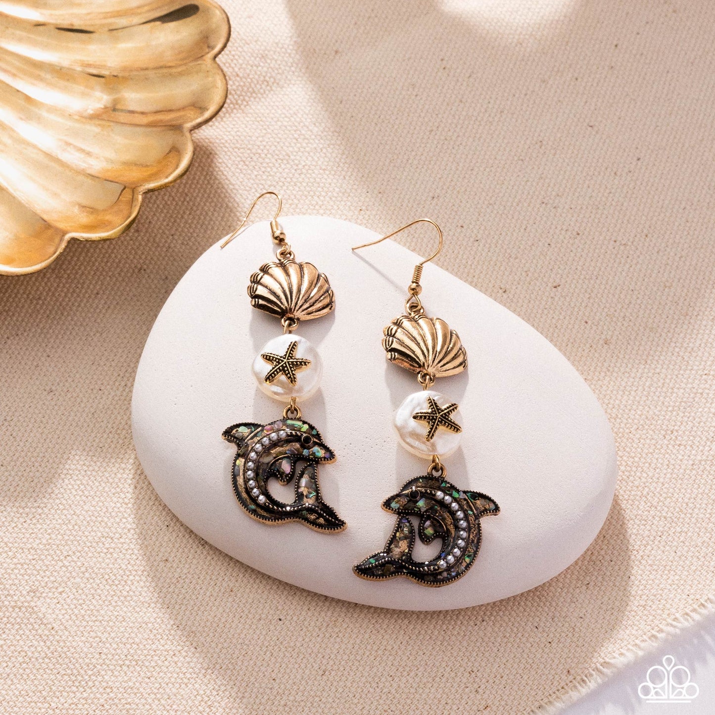 Delightful Dolphin - Gold Earring