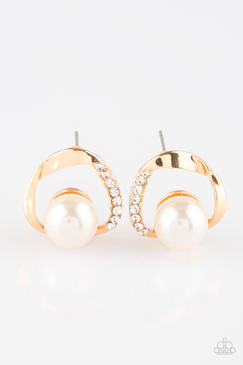 Stylishly Suave - Gold Earring