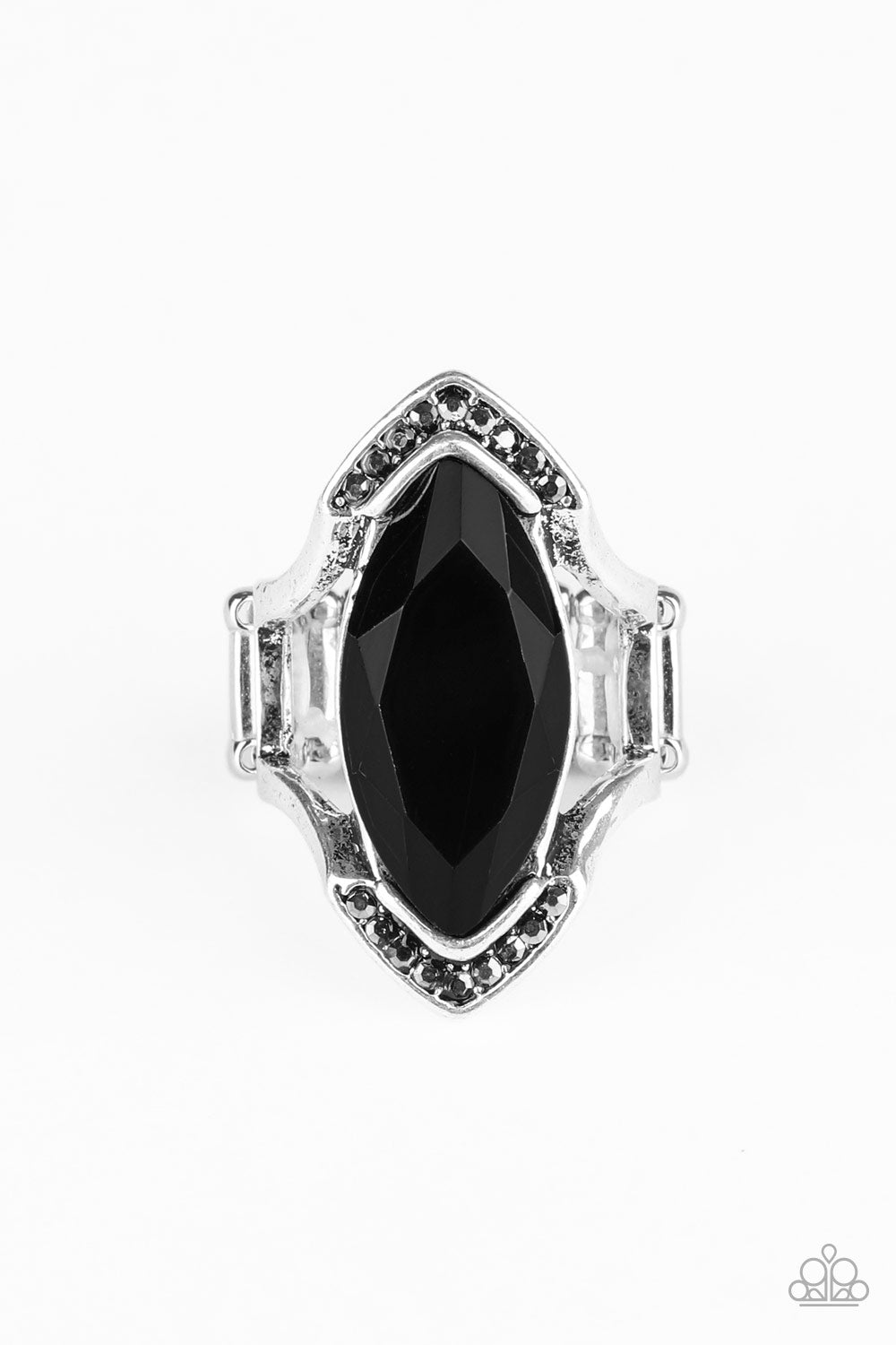 Leading Luster - Black Ring 0139