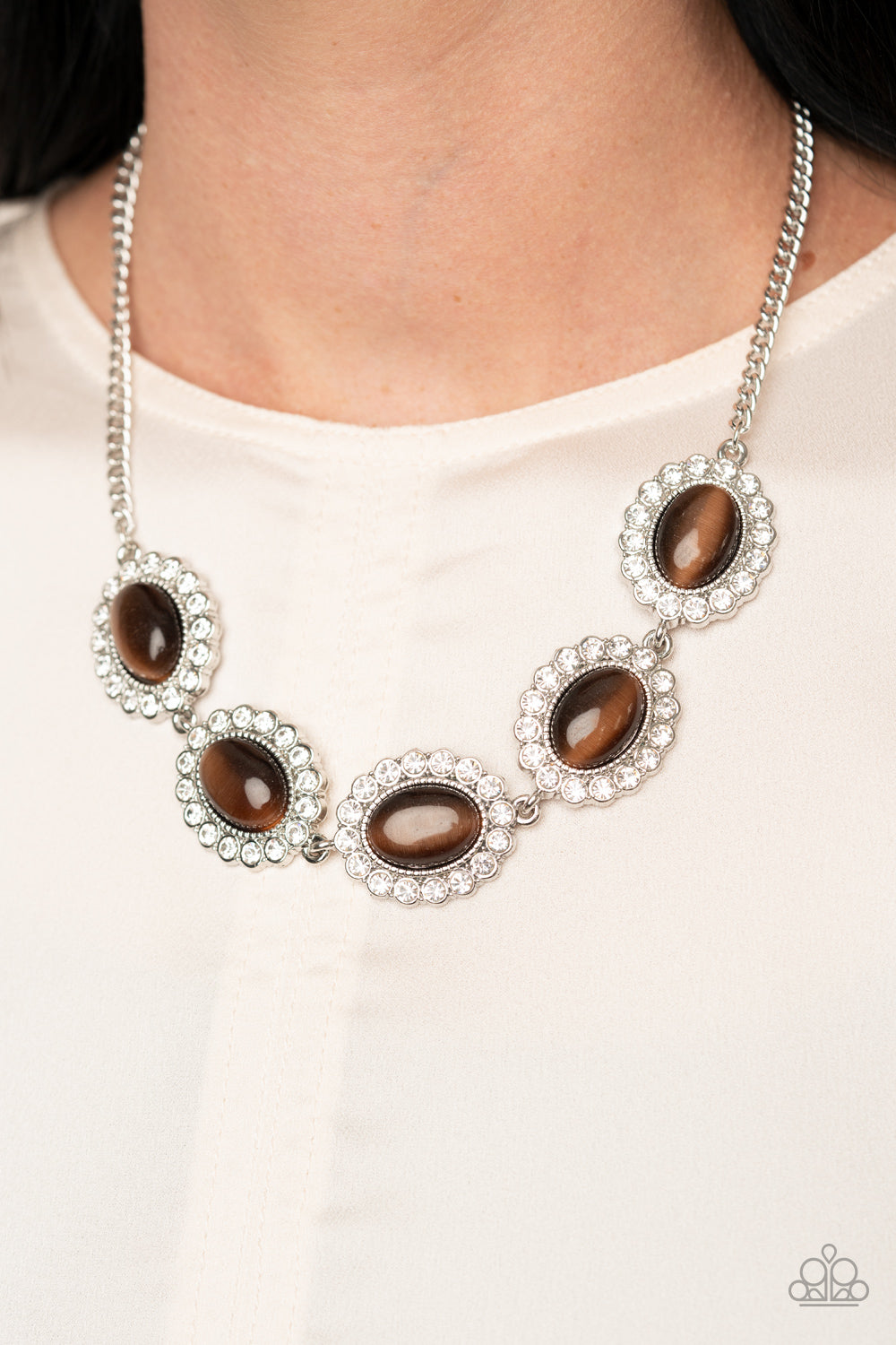 A DIVA-ttitude Adjustment - Brown Necklace