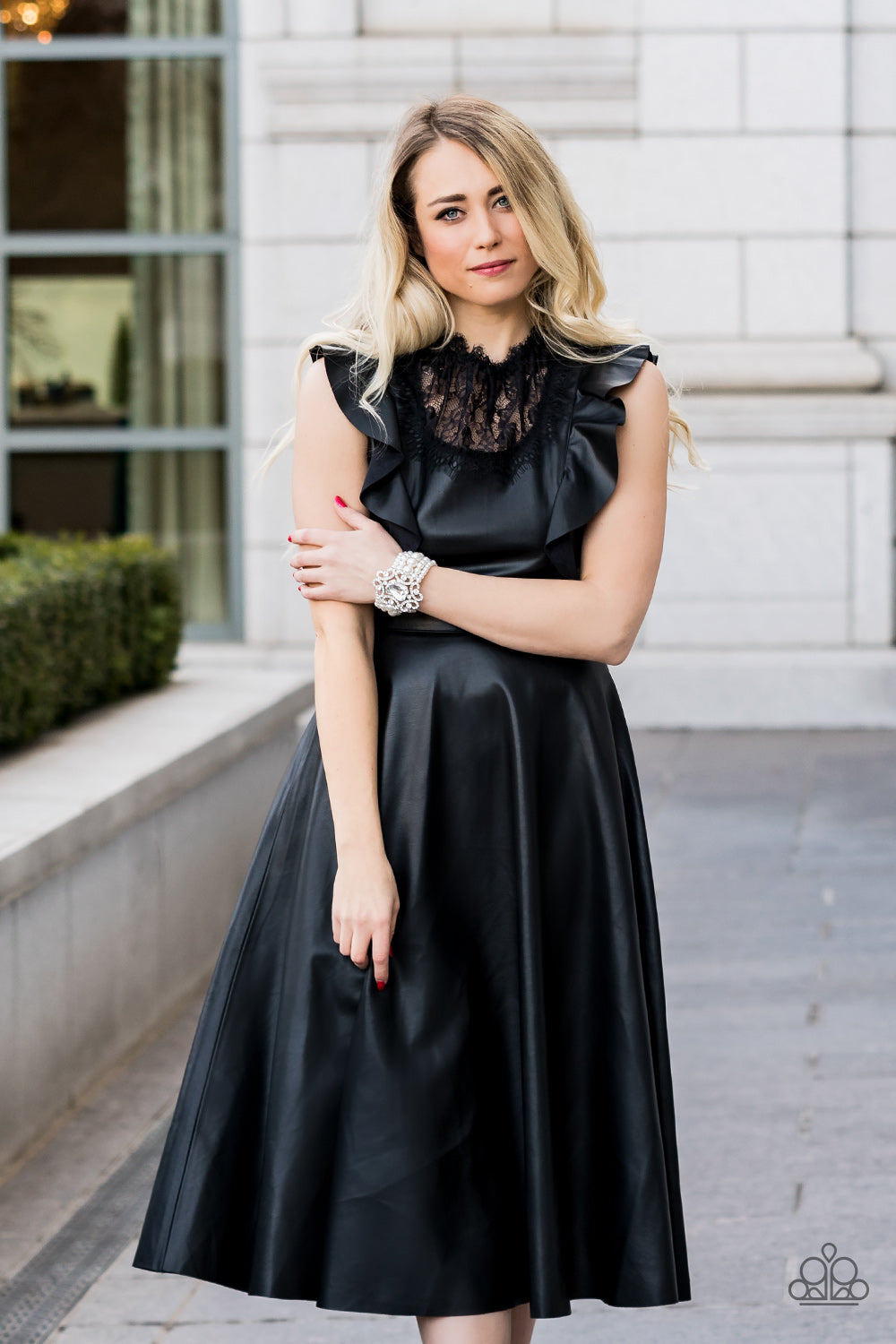 Rule The Room - White Bracelet (LOP)