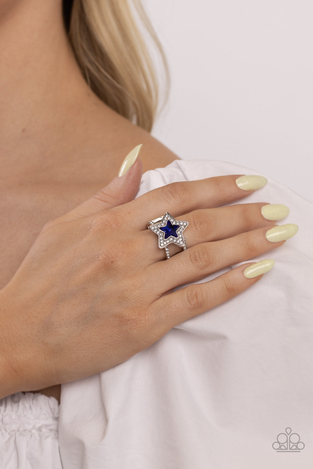 One Nation Under Sparkle - Blue Ring 0042