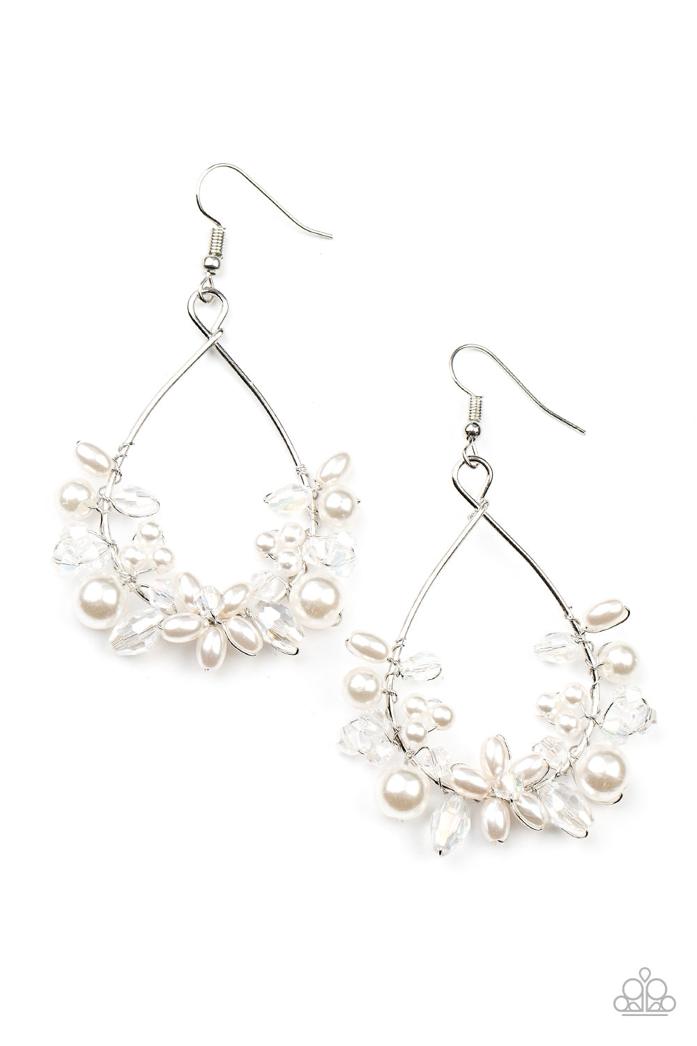 Marina Banquet - White Earring