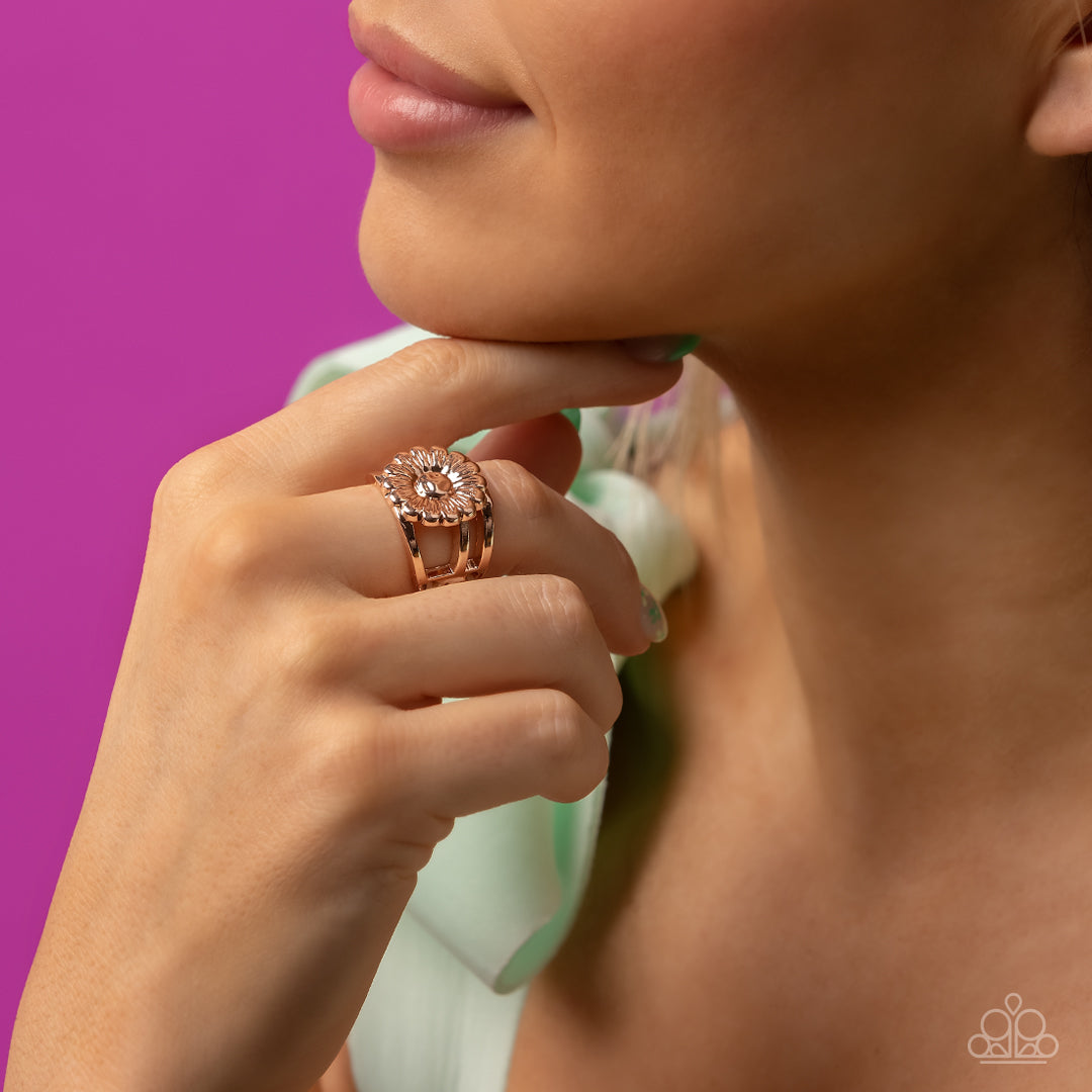 Roadside Daisies - Rose Gold Ring 0140