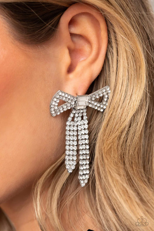 Just BOW With It - White Earring (LOP)