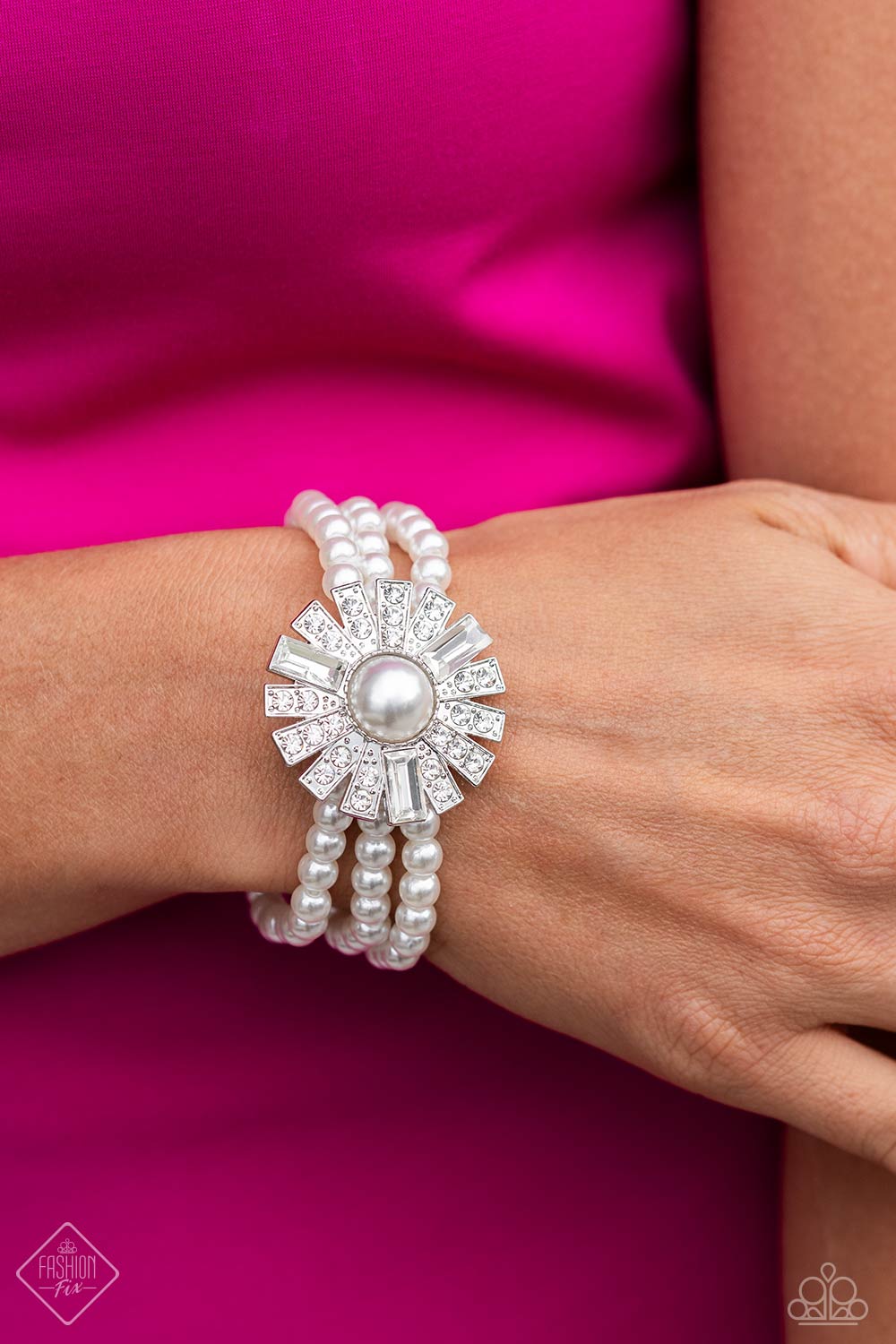 Gatsby Gallery - White Necklace & Bracelet Set