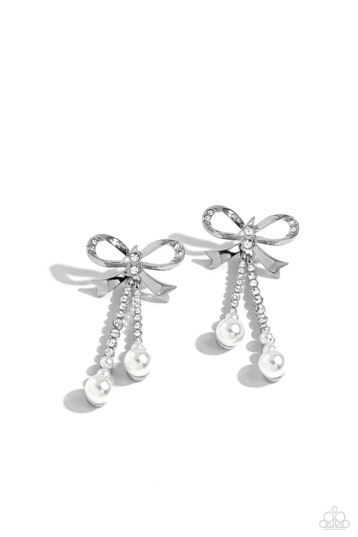 Bodacious Bow - White Earring