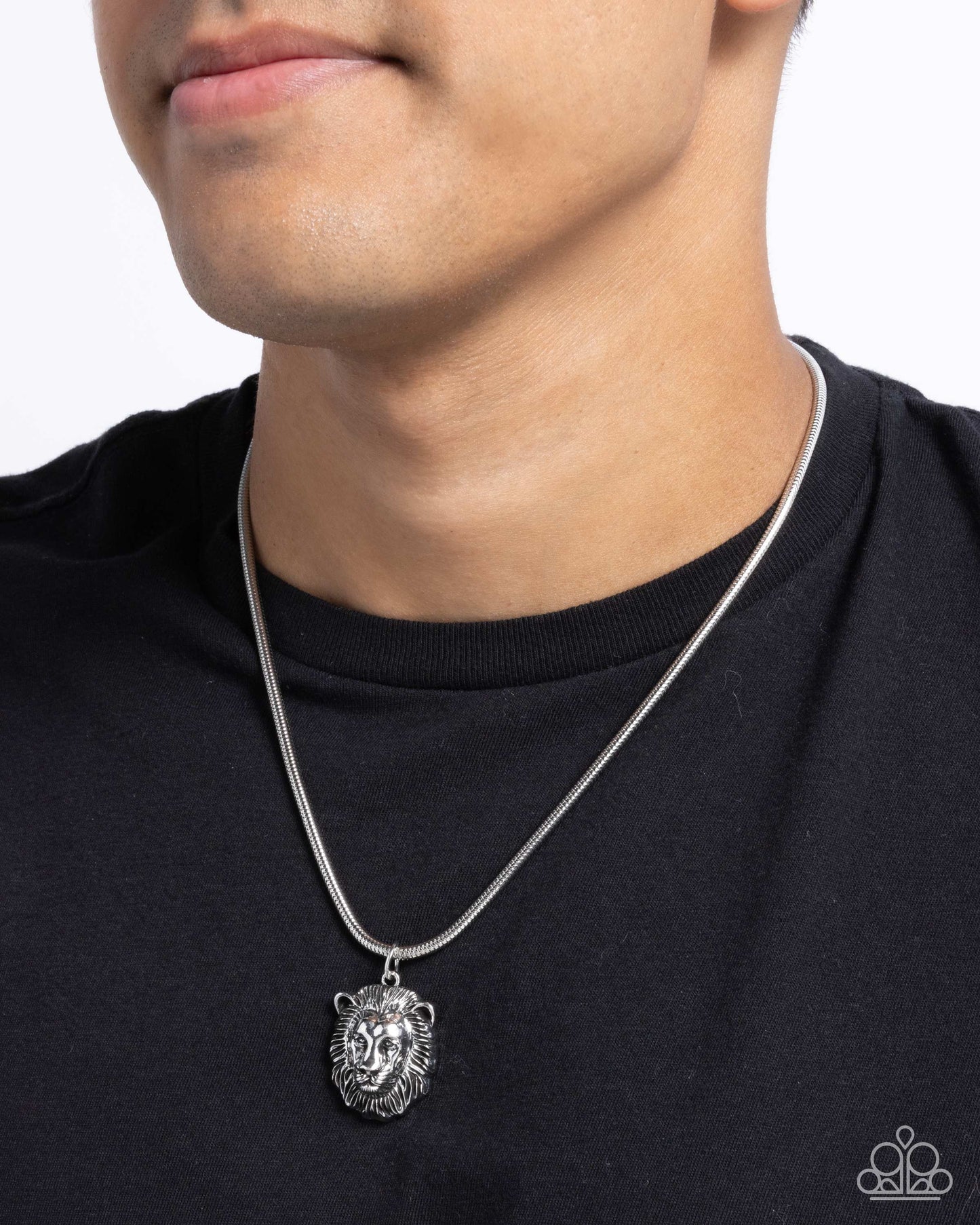 Leo Leader - Silver Urban Necklace