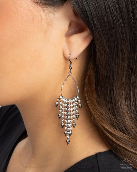 Sharp Streaming - Black Earring