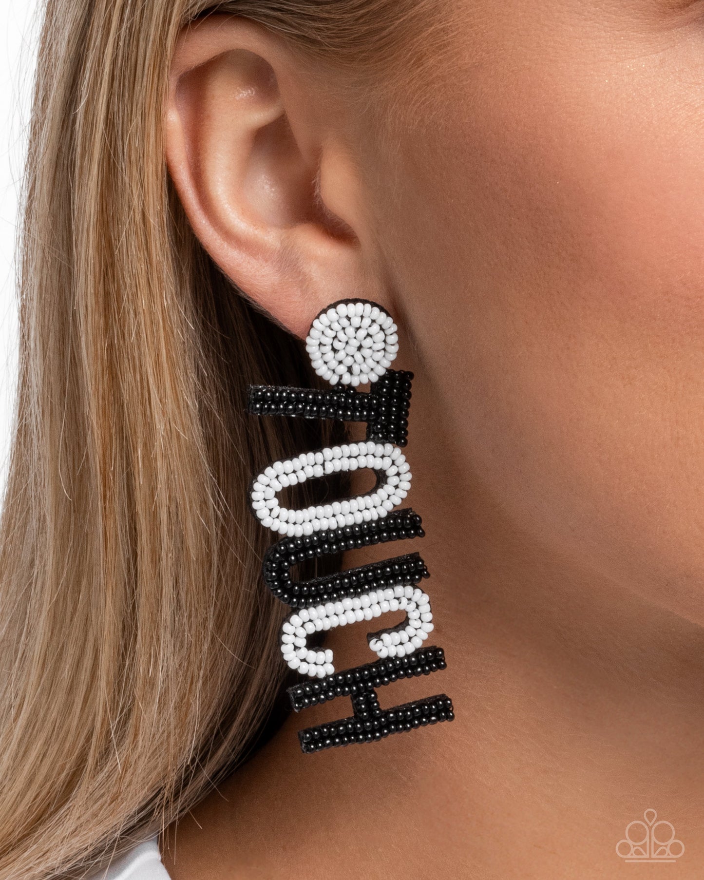 Touchdown Texture - Black Seed Bead Earring