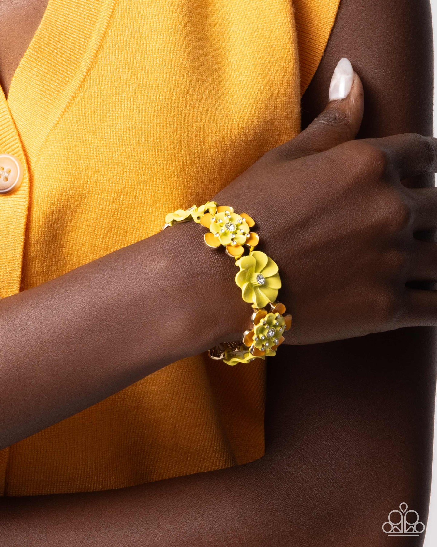 Complete Look! Botanic Beginner - Yellow Necklace & Bracelet Set
