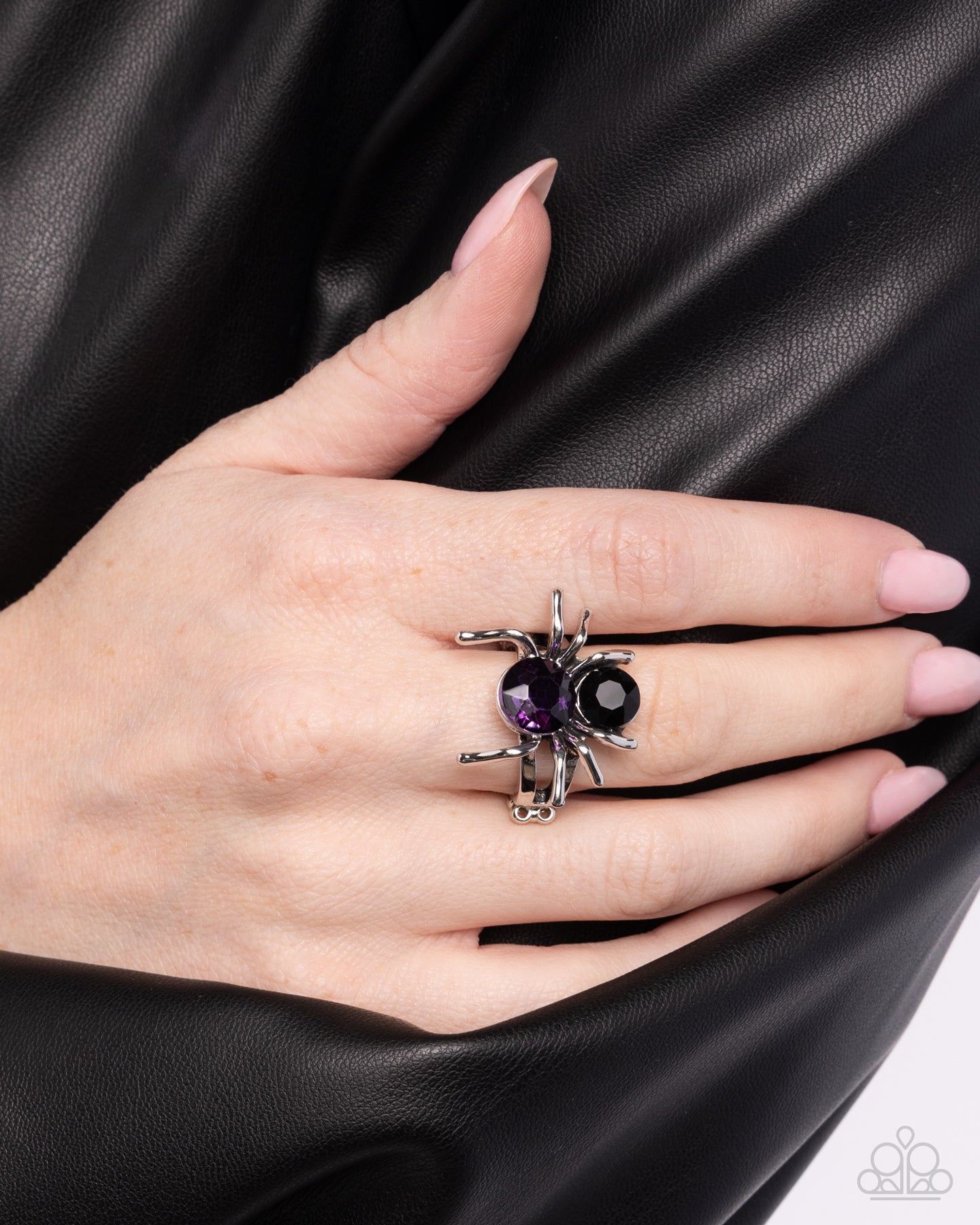 Complete Look!Spider Bite - Purple Earring & Ring Set