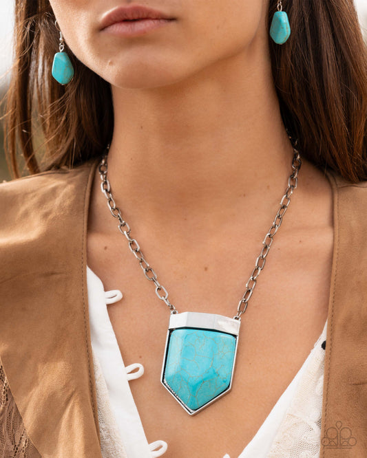 Pendant Passage - Blue Necklace