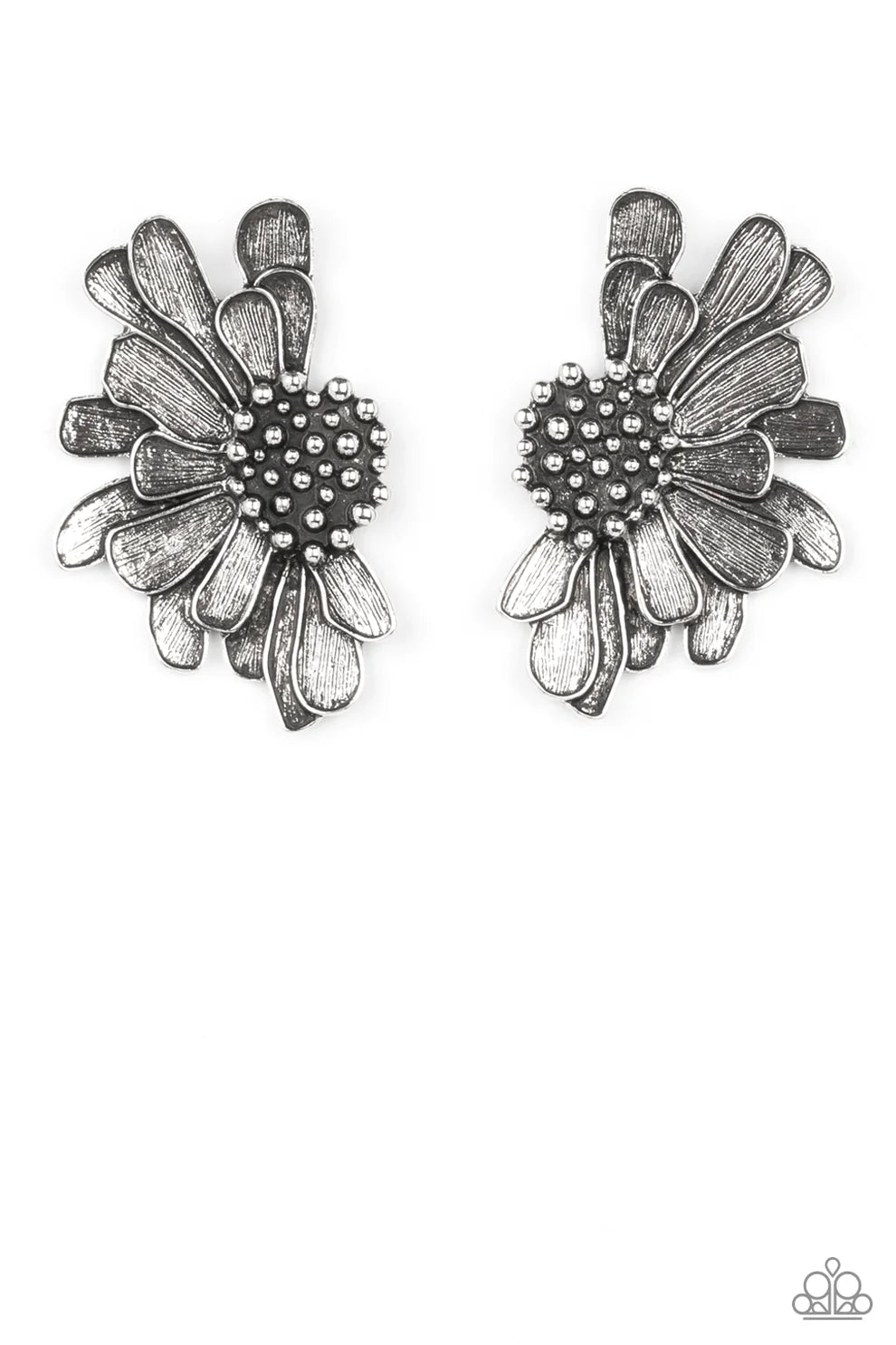 Farmstead Meadow - Silver Earring (LOP)
