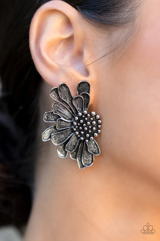 Farmstead Meadow - Silver Earring (LOP)