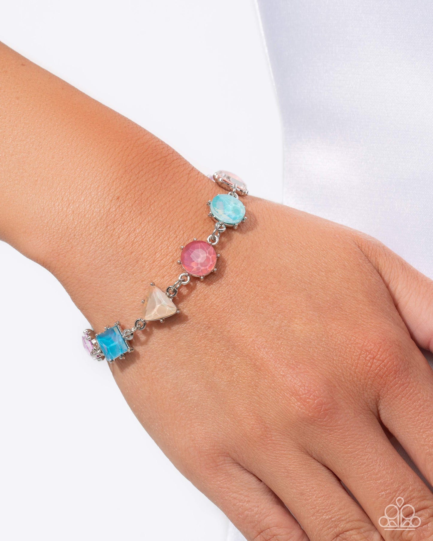 Royal Arrangement - Multi Bracelet (LOP 07-25)