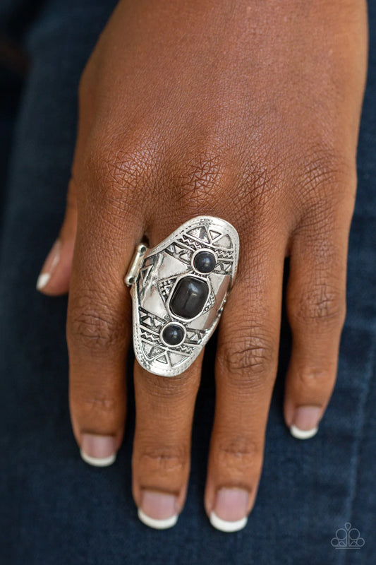 Desert Paint - Black Ring 0229
