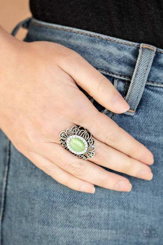 Dashingly Dewy - Green Ring 0024