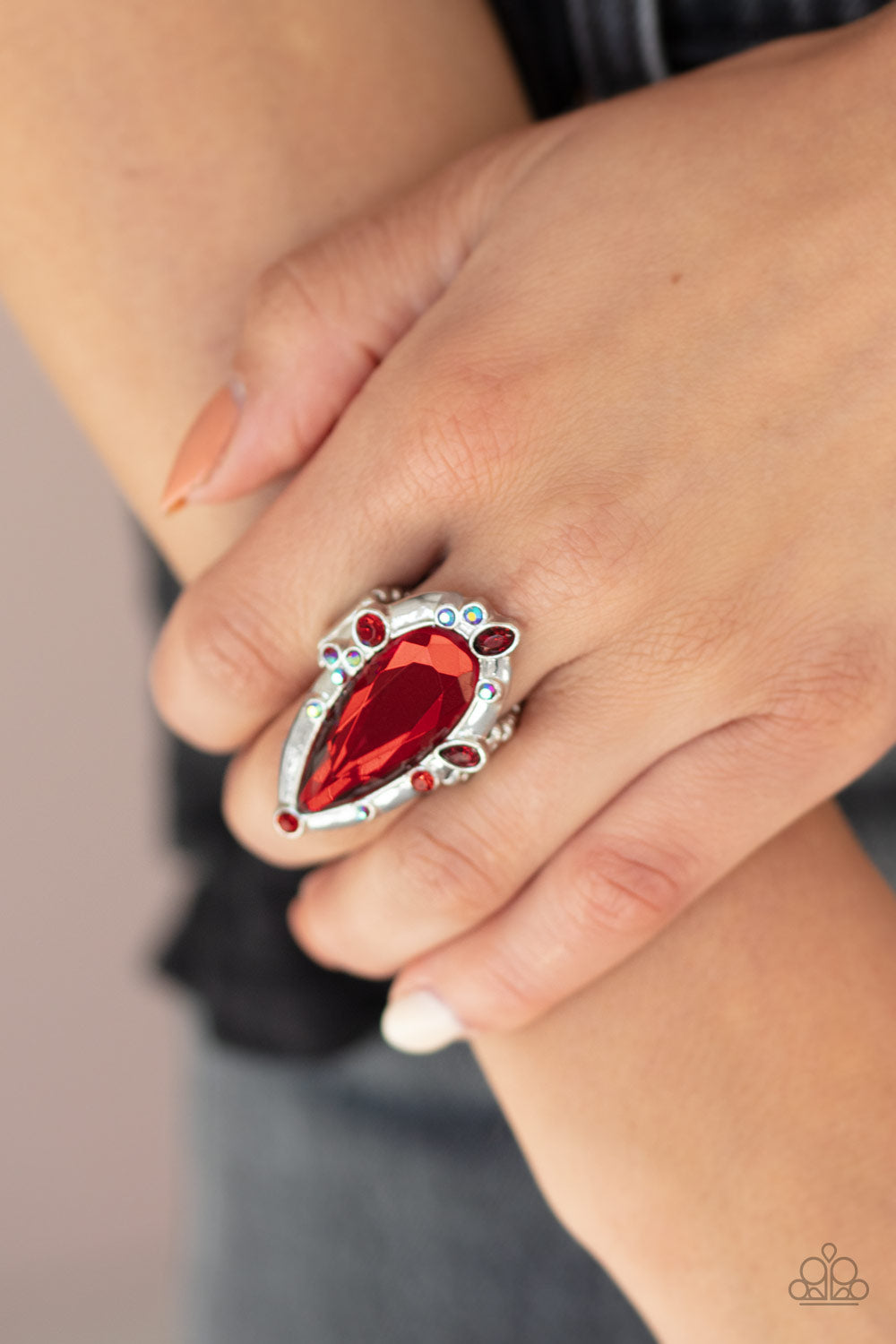 Sparkle Smitten - Red Ring 0005
