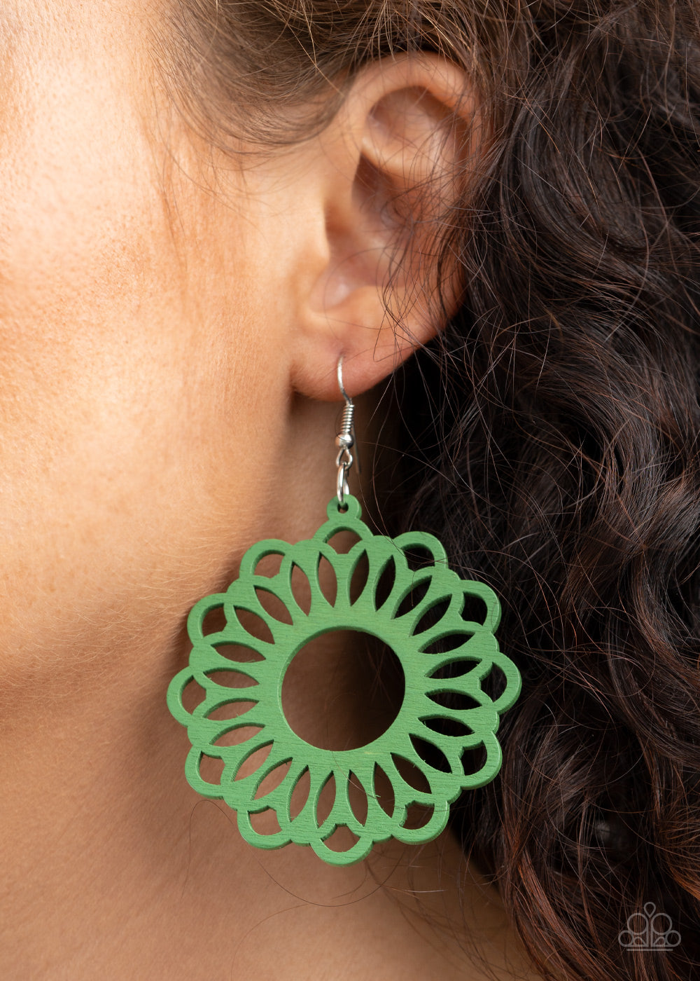 Dominican Daisy - Green Wood Earring