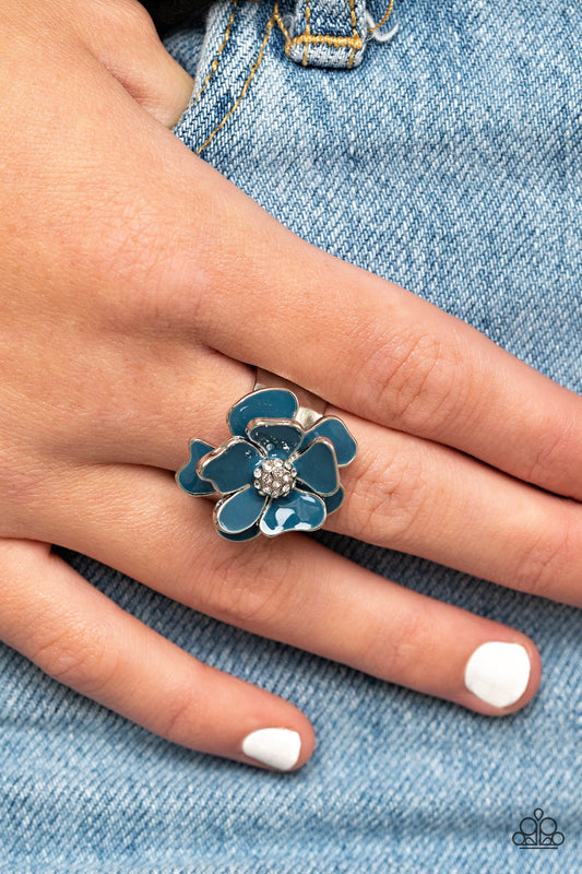 Hibiscus Holiday - Blue Ring 0084