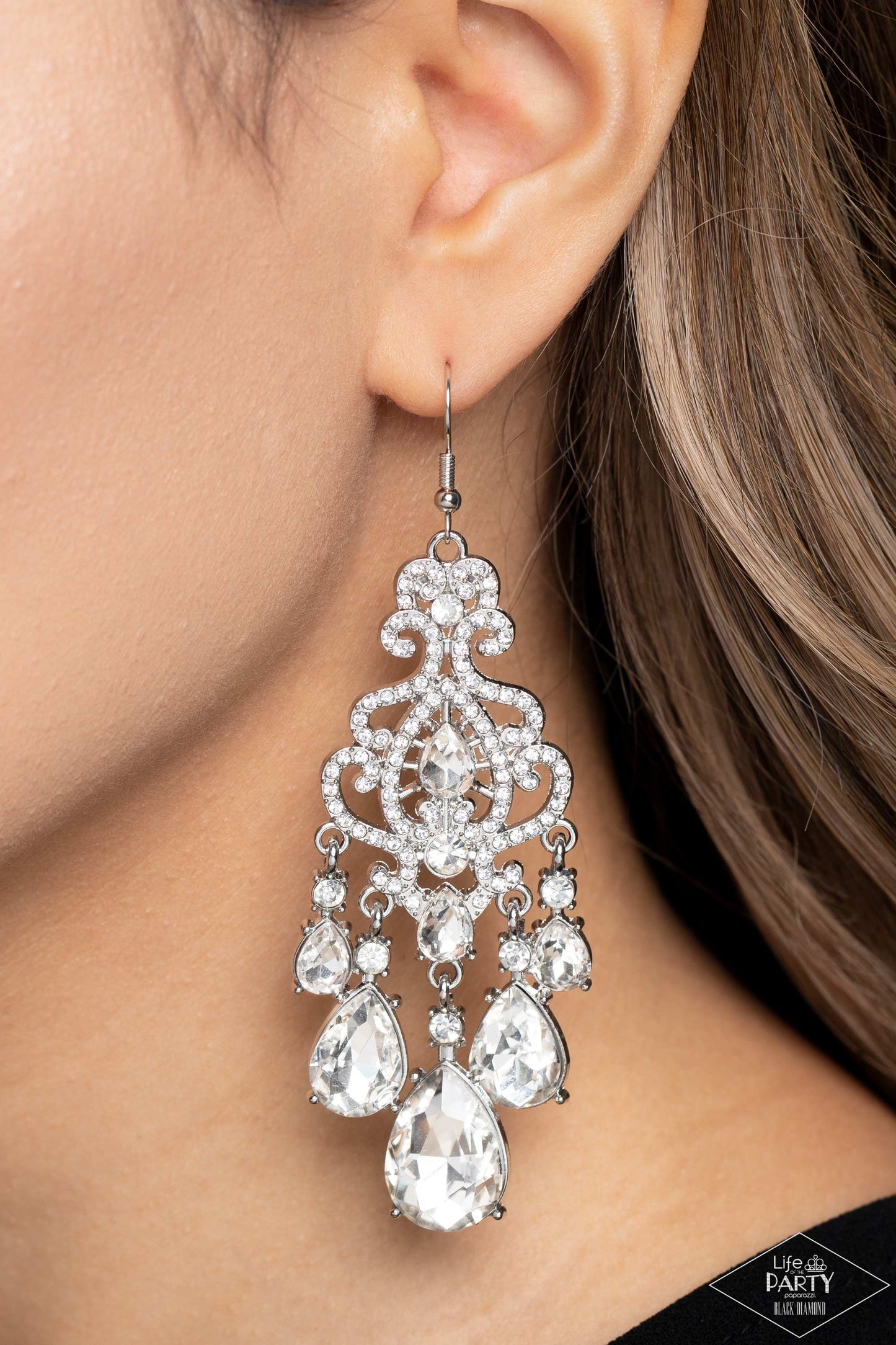 Queen Of All Things Sparkly - White Earring (LOP)