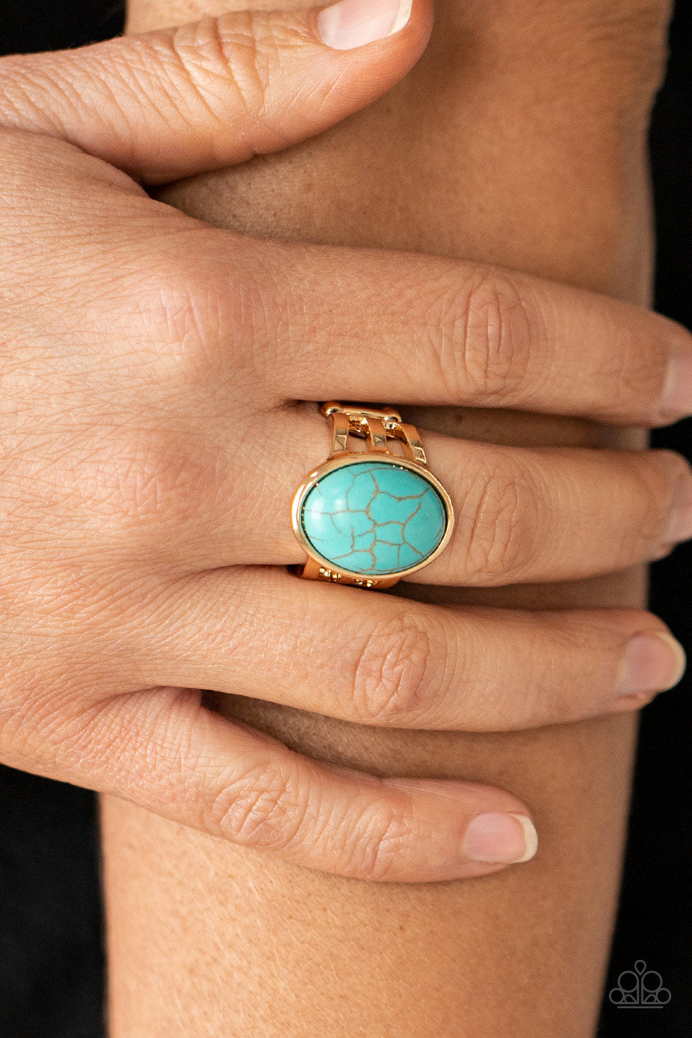Divine Deserts - Gold Ring 0066