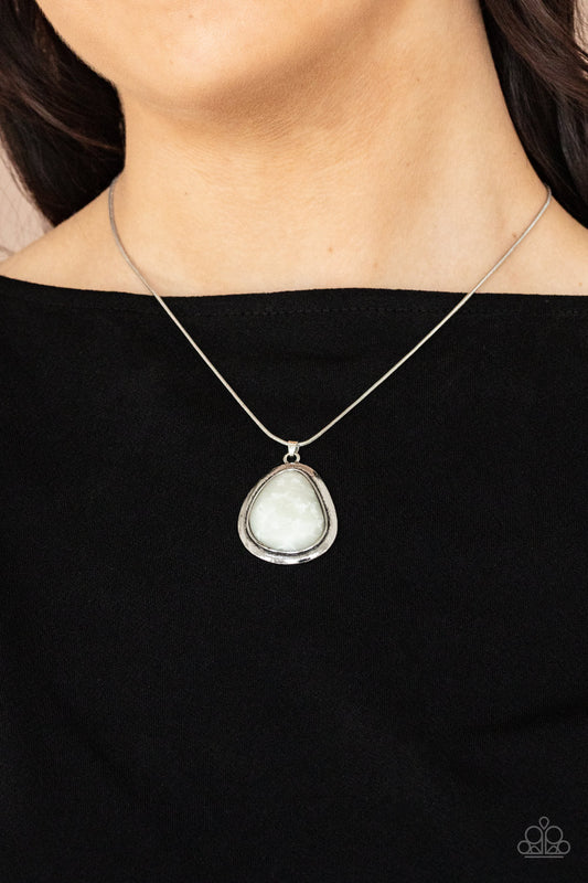Canyon Oasis - White Necklace