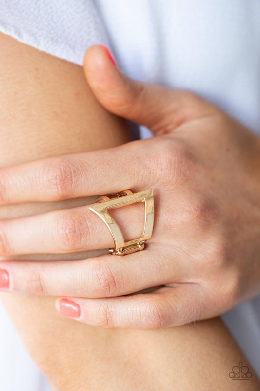 Rebel Edge - Gold Ring 0175