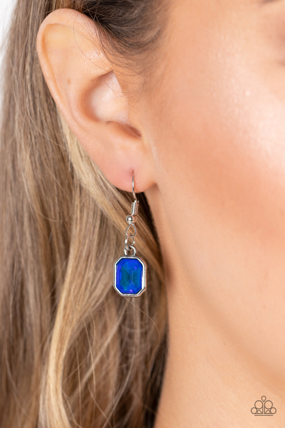 Divine IRIDESCENCE - Blue Necklace (LOP)