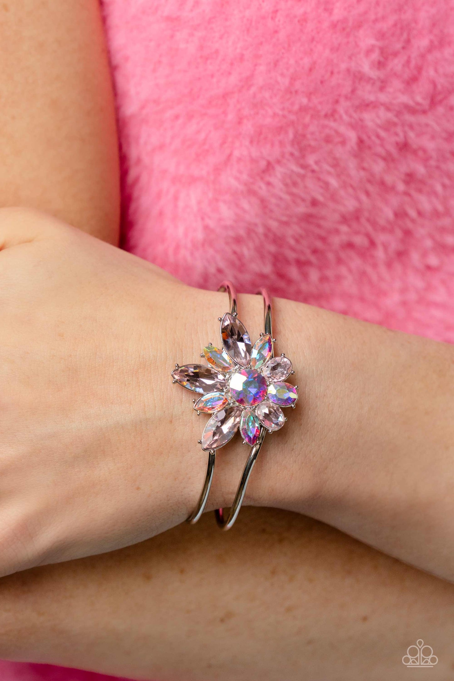 Chic Corsage - Multi Bracelet (LOP)