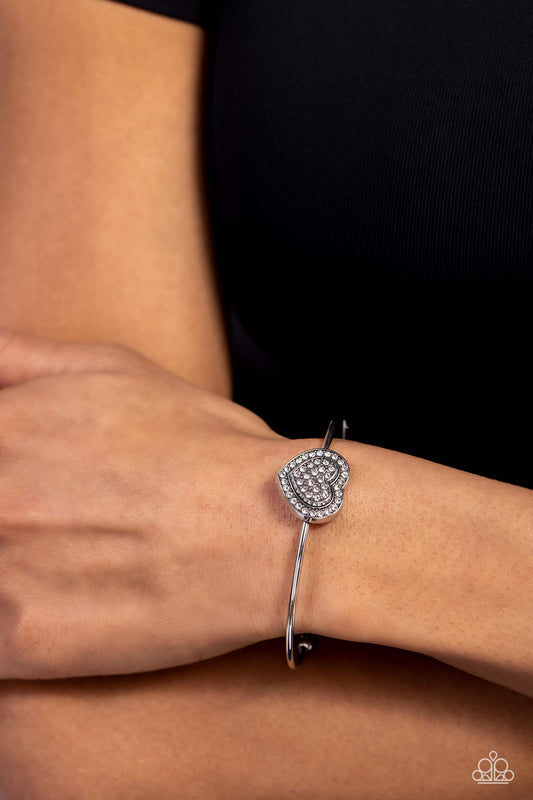 Stunning Soulmates - White Bracelet (Valentines)