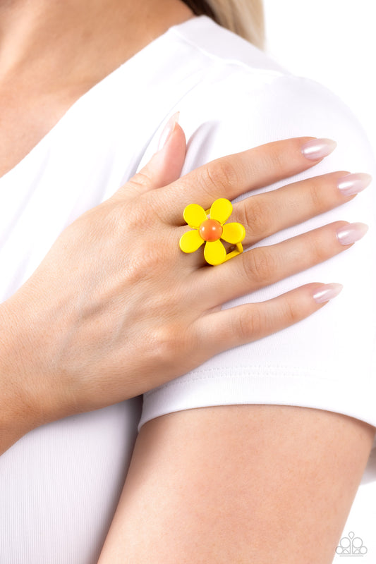 Groovy Genre - Yellow Ring 0193